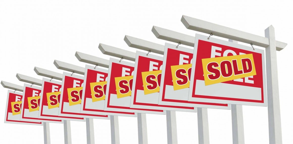 Do real estate agents lie about offers?